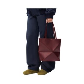 Mittlere Puzzle Fold Tote aus glänzendem Kalbsleder 31.5cm