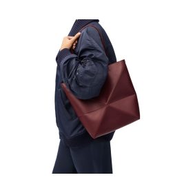 Mittlere Puzzle Fold Tote aus glänzendem Kalbsleder 31.5cm