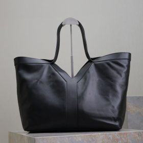 Y TOTE IN LEATHER
