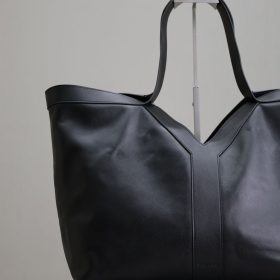 Y TOTE IN LEATHER
