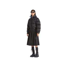 Gekürzte Daunenjacke Schwarz