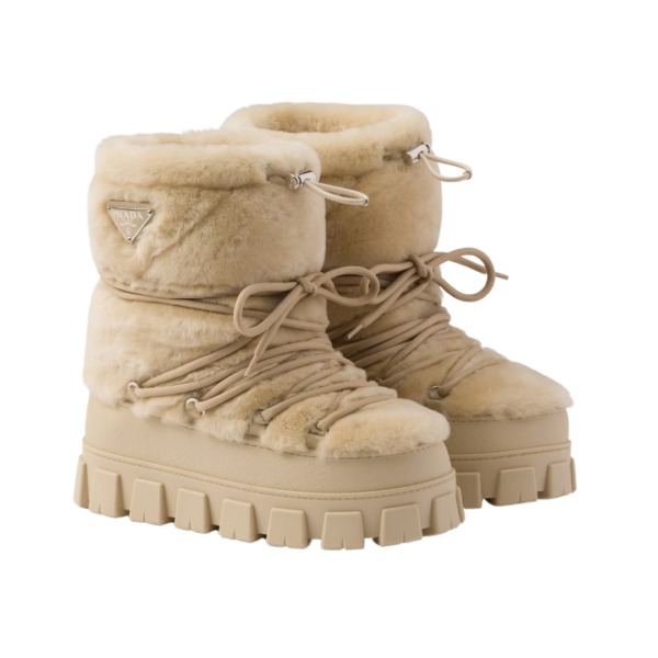 Après-Ski-Stiefel aus Shearling