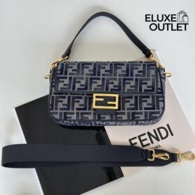 FF-Tasche aus dunkelblauer Chenille  15cm