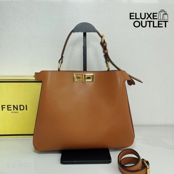Tasche aus Leder in Cappuccino-Farbe  19cm