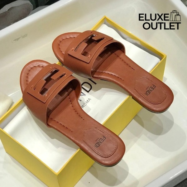 Flip-Flops aus braunem Leder