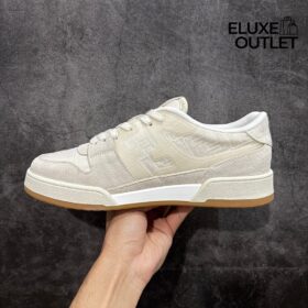 Niedrige Sneaker aus Canvas und weißem Wildleder