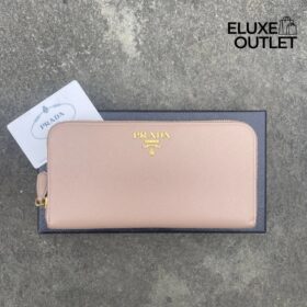 Große Saffiano-Leder in Puderrosa 10.3cm
