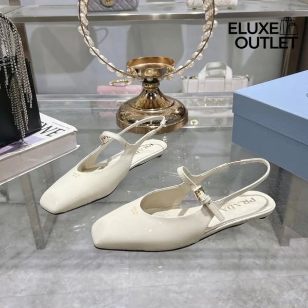 Lackleder Slingback-Ballerinas Elfenbein 1.5cm