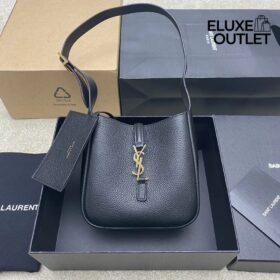 Le 5 à 7 Supple Baby aus genarbtem Leder 15cm