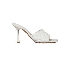 Gepolsterte Leder-Pantolette in Optikweiß 9cm