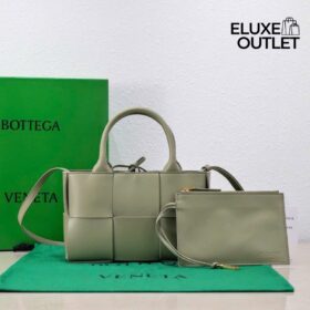 Arco Tote Grün 25 cm