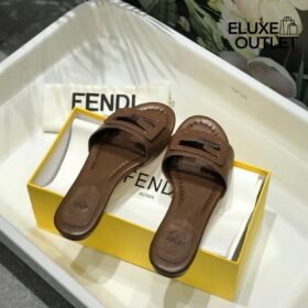 Flip-Flops aus braunem Leder