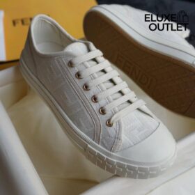 Low-Top-Sneaker aus weißem Stoff mit FF-Muster
