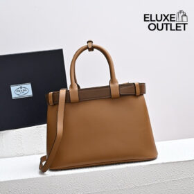 Buckle kleine Lederhandtasche Karamell 23cm