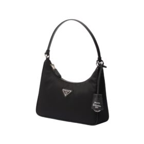 Die schwarze Re-Nylon- und Saffiano 17cm