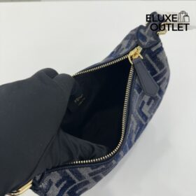 Mini Tasche aus blauer Chenille 13cm