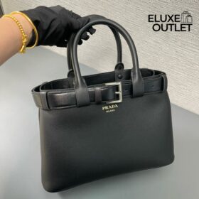 Buckle kleine Lederhandtasche mit Gürtel 23cm