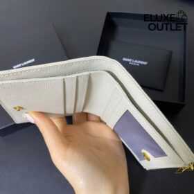 Cassandre matelassierte Zwei-Falten-Brieftasche aus Grain de Poudre Leder 10.5cm