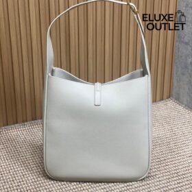Le 5 à 7 Supple Large aus genarbtem Leder 30cm