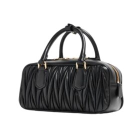 Schwarz Matelassé-Leder 22cm