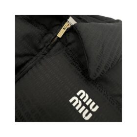 Jacke Schwarz