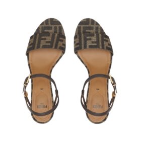 Braune FF Sandalen mit mittelhohem Absatz 6.5cm