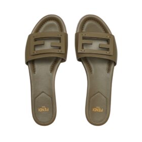 Flip-Flops aus grünem Leder