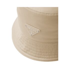 Bucket-Hut in Wüstenbeige