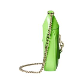 Leuchtend grünes Lackleder 19.5cm