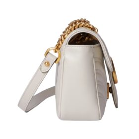 Mini-Tasche aus hellgrauem Matelassé-Leder 22cm