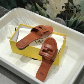 Flip-Flops aus braunem Leder