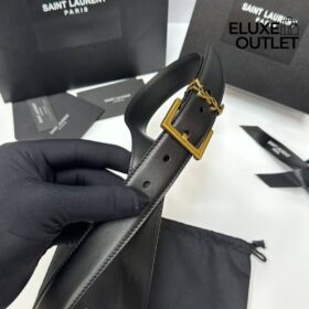 Cassandre Gürtel mit quadratischer Schnalle aus glattem Leder 3cm
