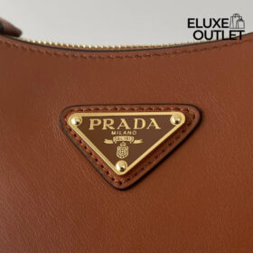 Arqué kleine Lederschultertasche 18.5cm