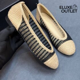 Raffia Ballet Flats Schwarz und Beige