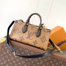 OntheGo East West mit Kette 25cm