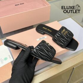 Gestepptes Nappaleder-Pantoletten Schwarz