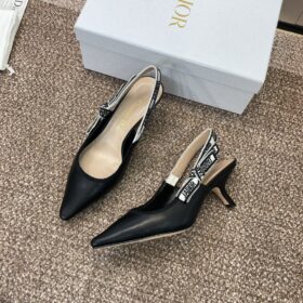 Slingback Pump aus Leder