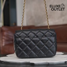 Flap Schwarz 19 cm
