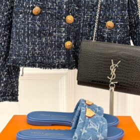 Lily Flat Mule Blau