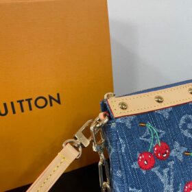 Pochette Accessoires Murakami 22 cm