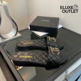 Gestepptes Leder & Kette Schwarz