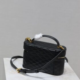 Gaby Schwarz 18 cm