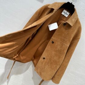 Wildlederjacke mit Gürtel in Kamelbraun