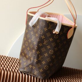 Neverfull MM Braun/Rosa 31 cm
