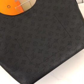 Carmel Hobo Schwarz 35cm