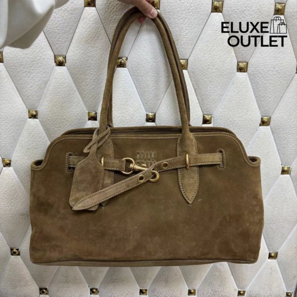 Suede Olivgrün 22.5 cm