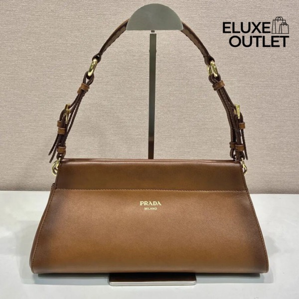 Medium Leather Braun 15.5 cm