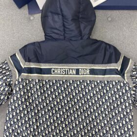 Wendbare Cropped-Daunenjacke