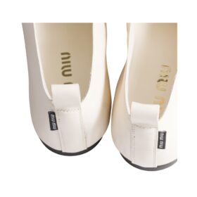 Ballerinas Weiß
