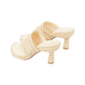 Isla Creme 7.5 cm